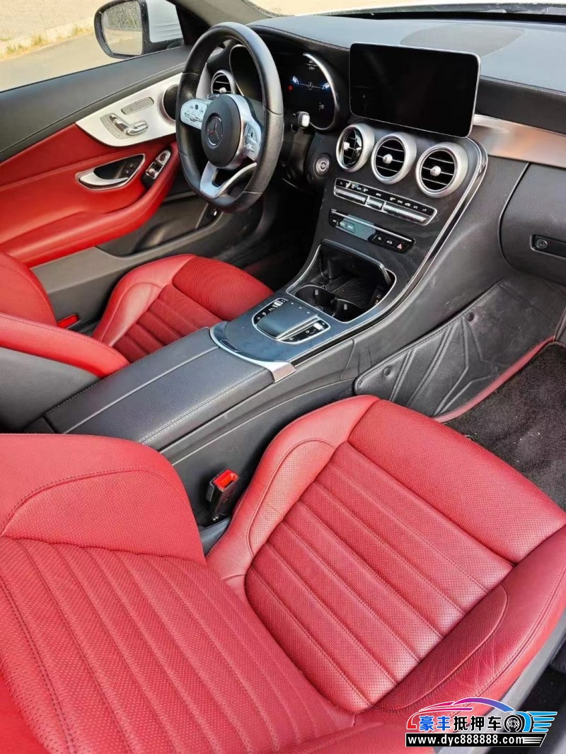 21年奔驰C轿车抵押车出售