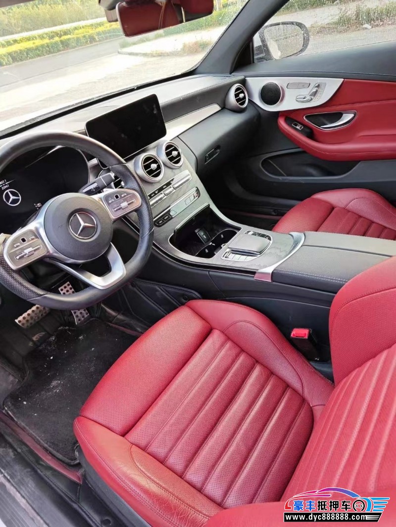 21年奔驰C轿车抵押车出售