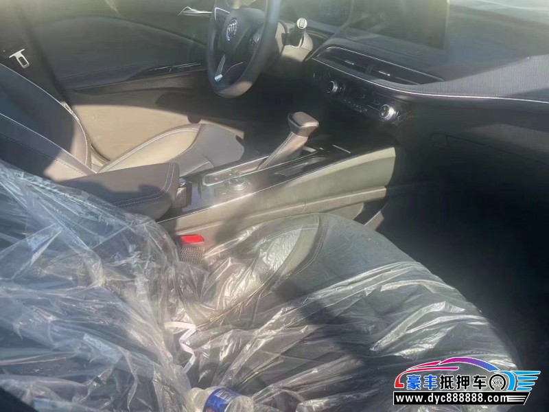 24年别克微蓝轿车抵押车出售