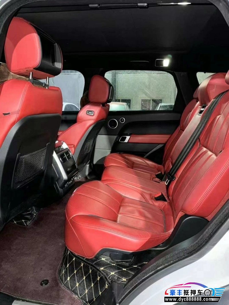 17年路虎揽胜运动轿车抵押车出售