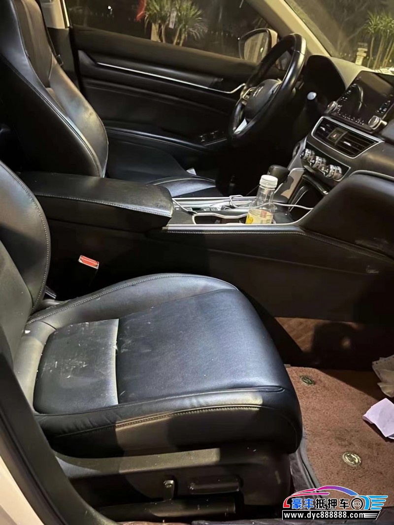 19年本田雅阁轿车抵押车出售