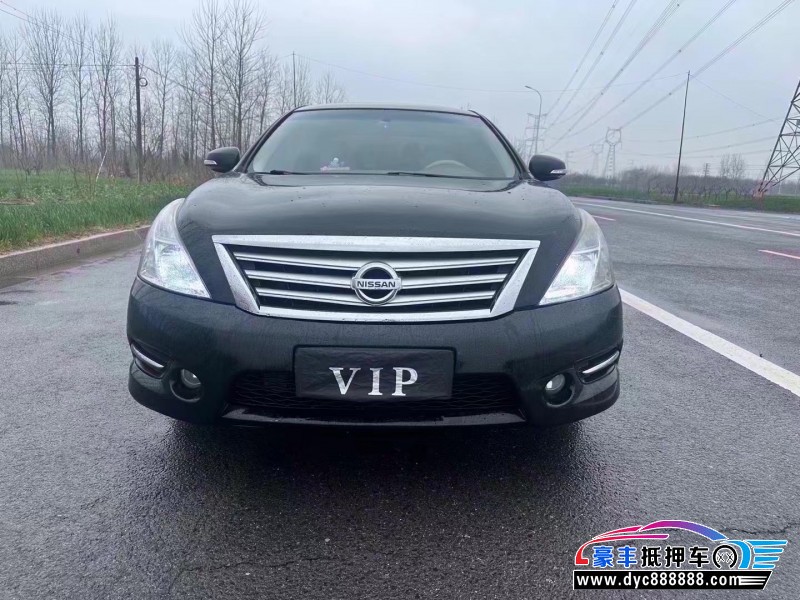 12年日产天籁轿车抵押车出售