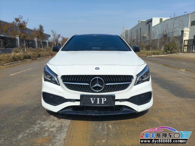 17年奔驰CLA轿车抵押车出售