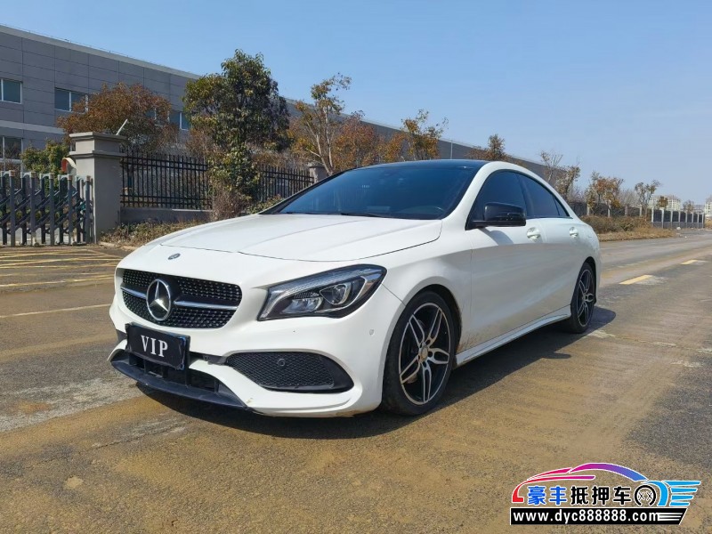 17年奔驰CLA轿车抵押车出售