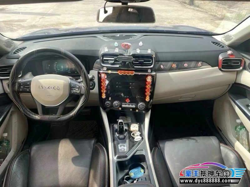 19年领克02SUV抵押车出售