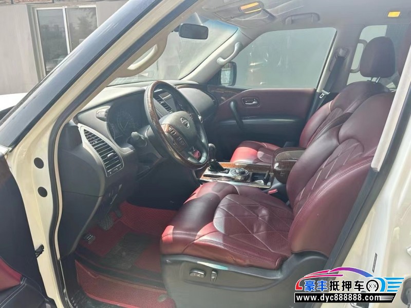 19年日产途乐轿车抵押车出售