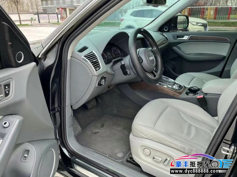 13年奥迪Q7轿车抵押车出售