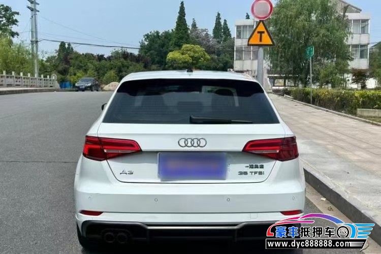 19年奥迪A3轿车抵押车出售