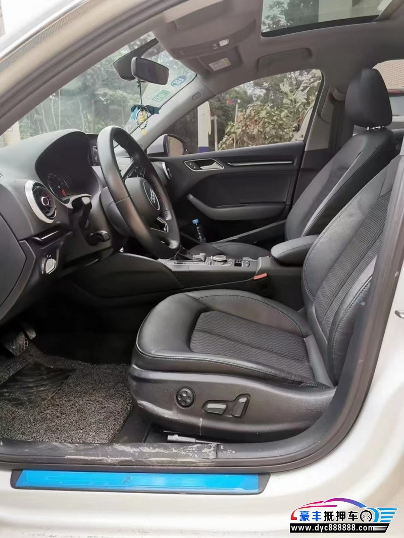 19年奥迪A3轿车抵押车出售