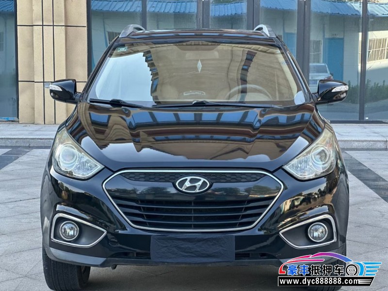 12年现代ix35轿车抵押车出售