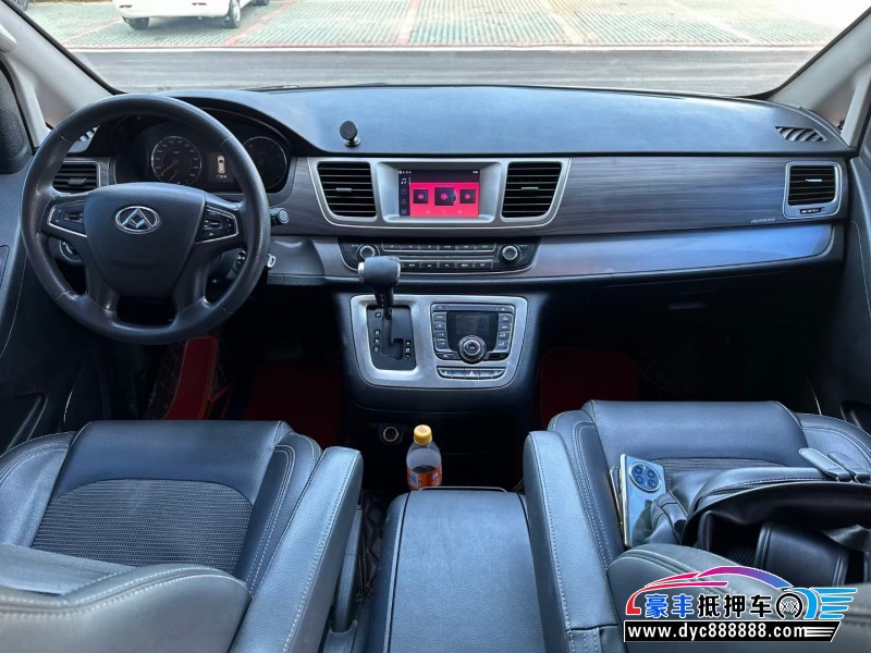 18年上汽大通G10轿车抵押车出售