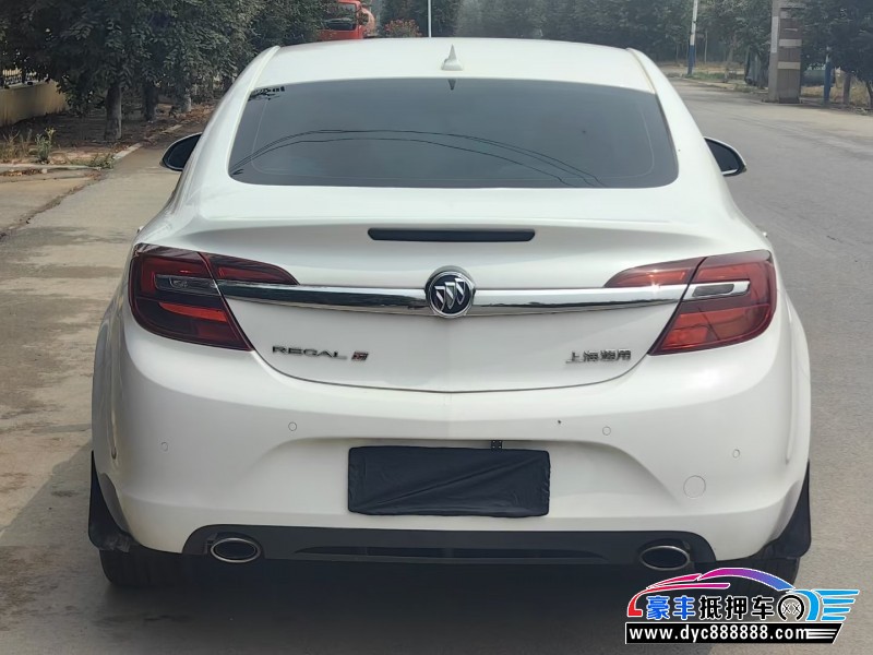 15年别克君威轿车抵押车出售