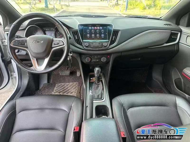 20年雪佛兰科鲁泽轿车抵押车出售