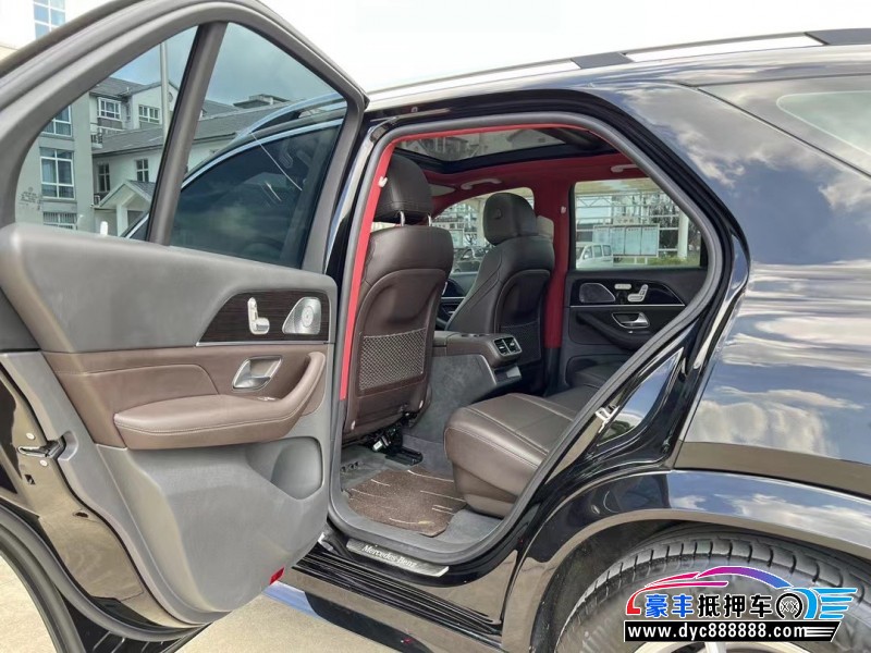 20年奔驰GLE轿车抵押车出售