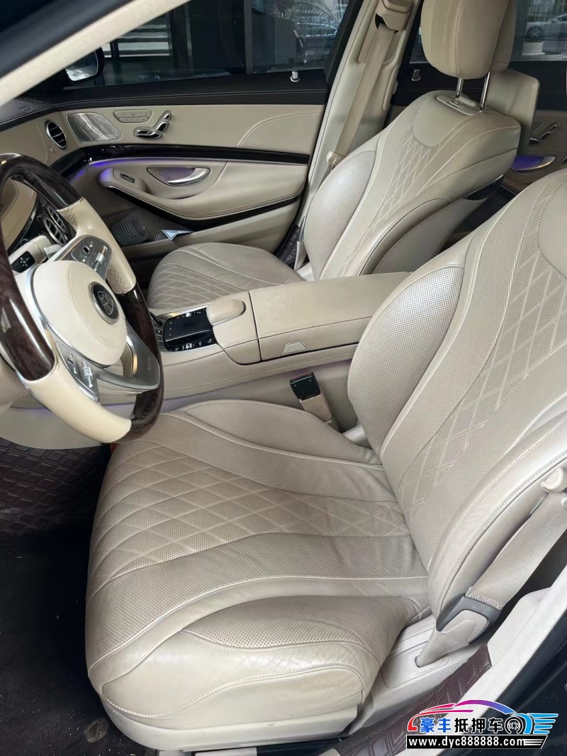 19年奔驰迈巴赫S级轿车抵押车出售