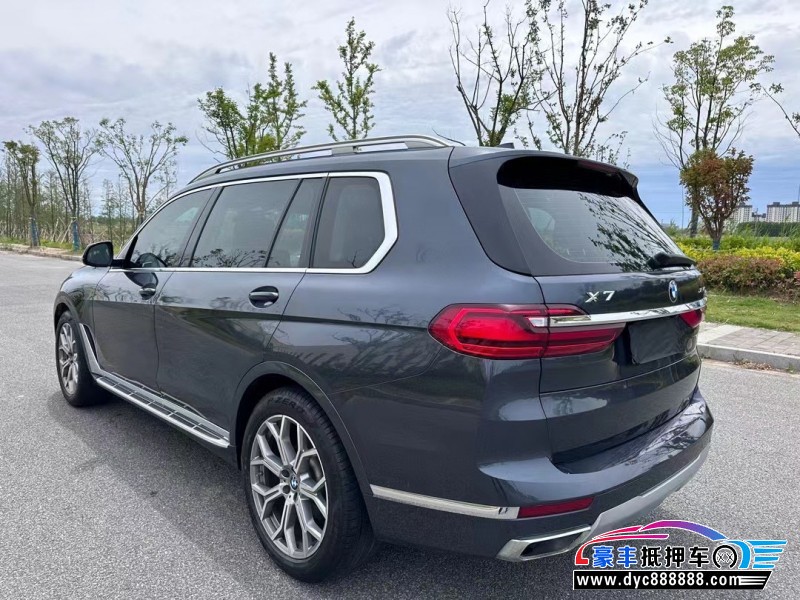 19年宝马X7轿车抵押车出售