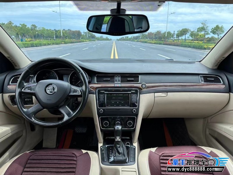 15年斯柯达速派轿车抵押车出售