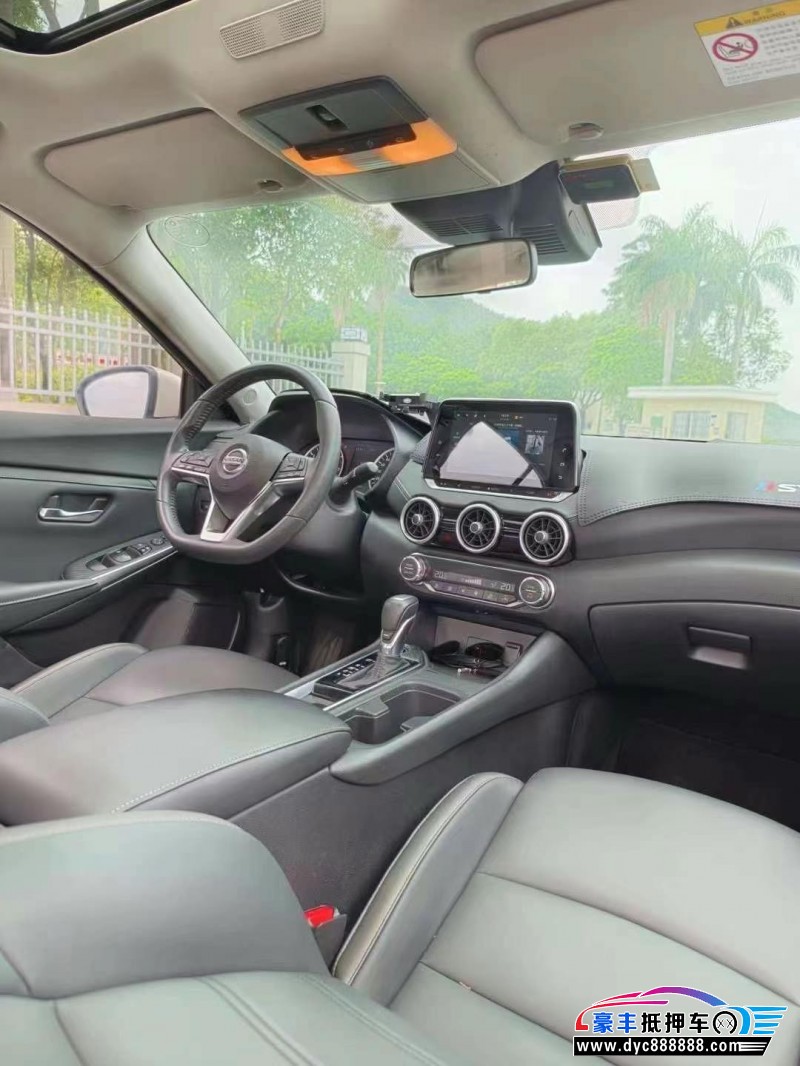 22年日产轩逸轿车抵押车出售