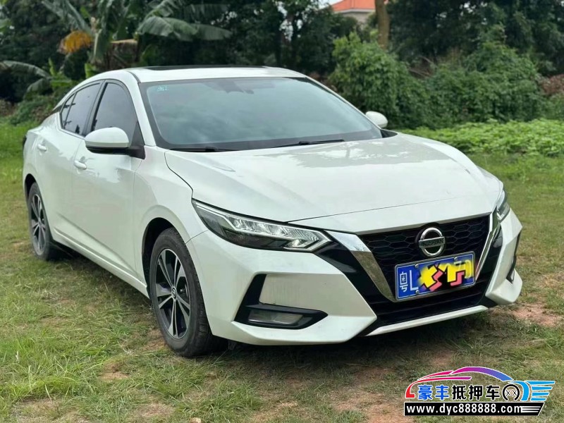 22年日产轩逸轿车抵押车出售