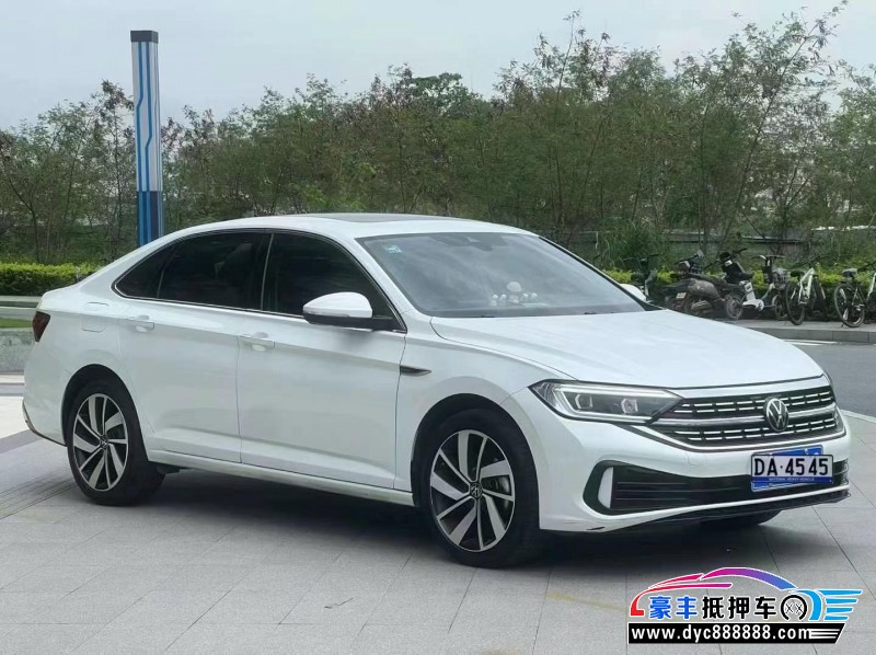 22年大众速腾轿车抵押车出售