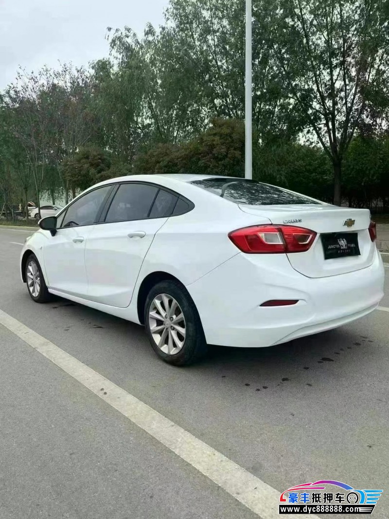 17年雪佛兰科鲁兹轿车抵押车出售