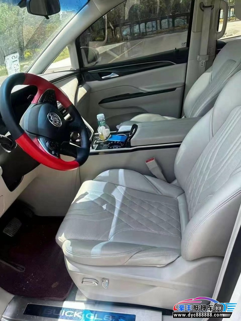 23年别克GL8轿车抵押车出售