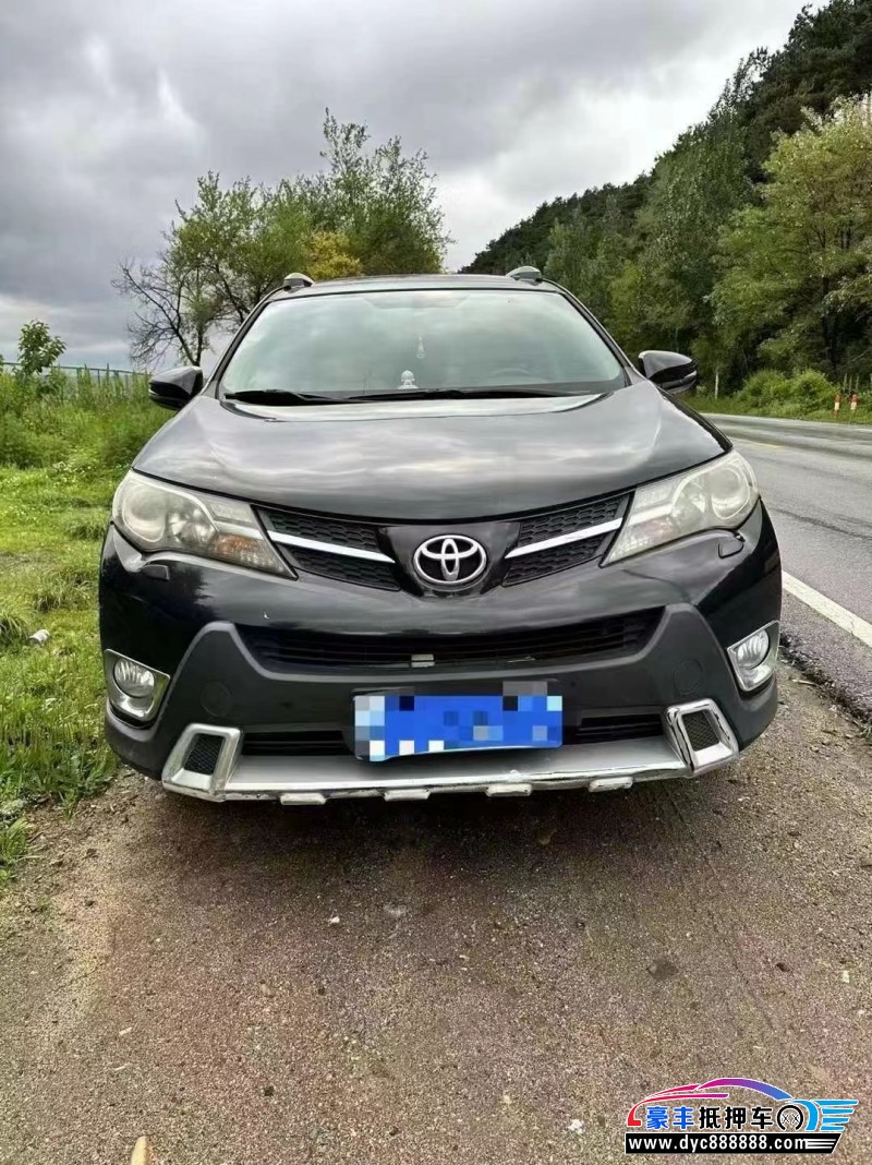 14年丰田RAV4轿车抵押车出售