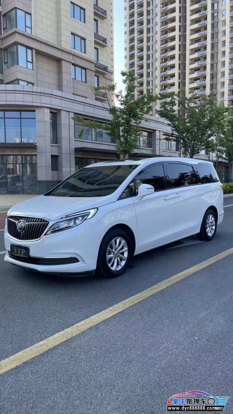 17年别克GL8轿车抵押车出售