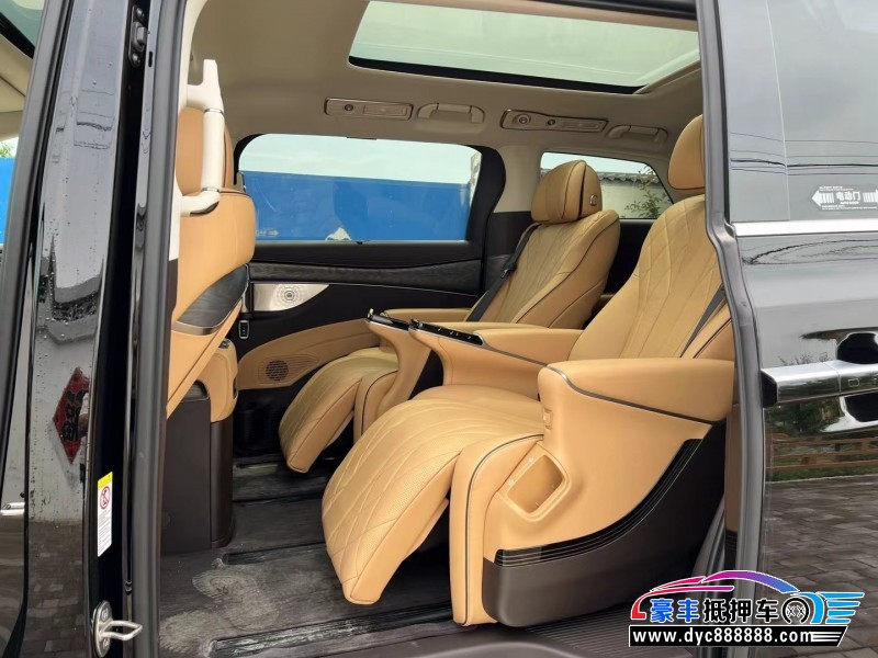 24年腾势D9轿车抵押车出售