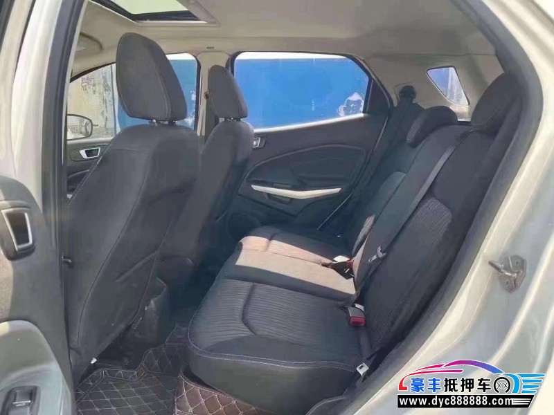 17年福特翼搏轿车抵押车出售