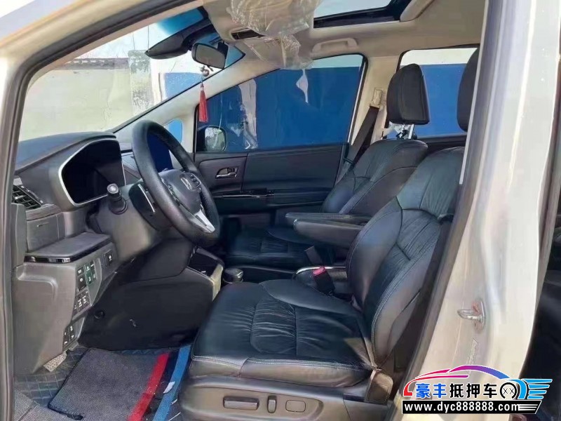 22年本田奥德赛轿车抵押车出售