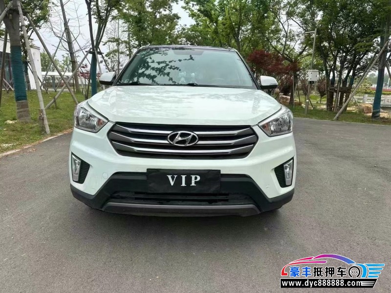 17年现代ix25轿车抵押车出售