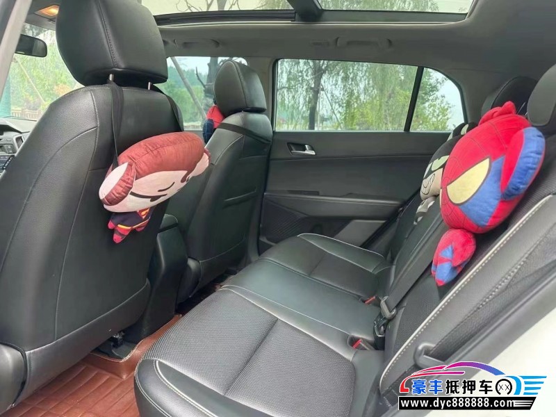 17年现代ix25轿车抵押车出售