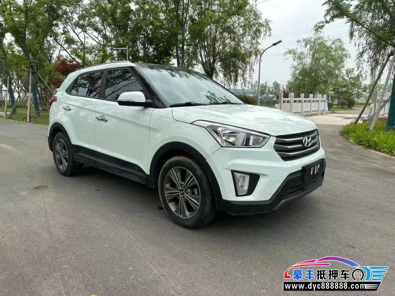 17年现代ix25轿车抵押车出售