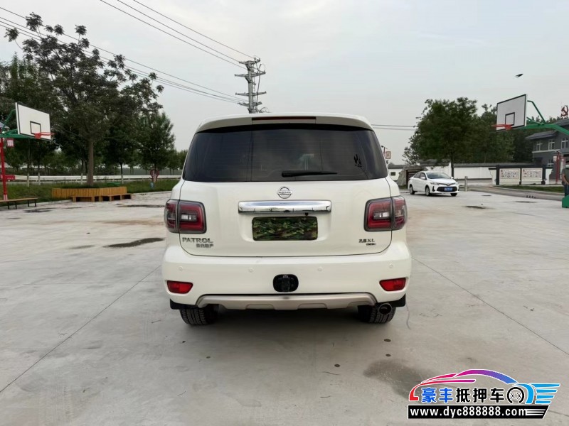 17年日产途乐轿车抵押车出售