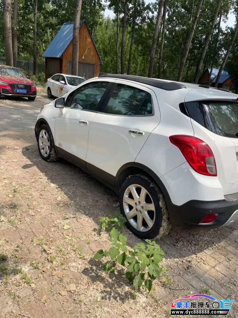 13年别克昂科拉轿车抵押车出售