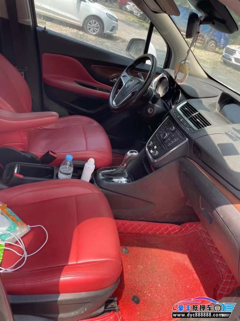 13年别克昂科拉轿车抵押车出售