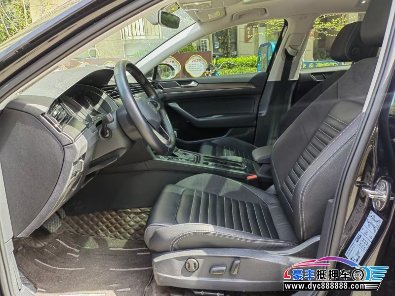 20年大众迈腾轿车抵押车出售