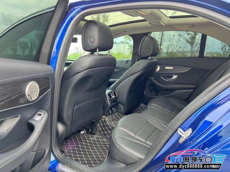 21年奔驰C轿车抵押车出售