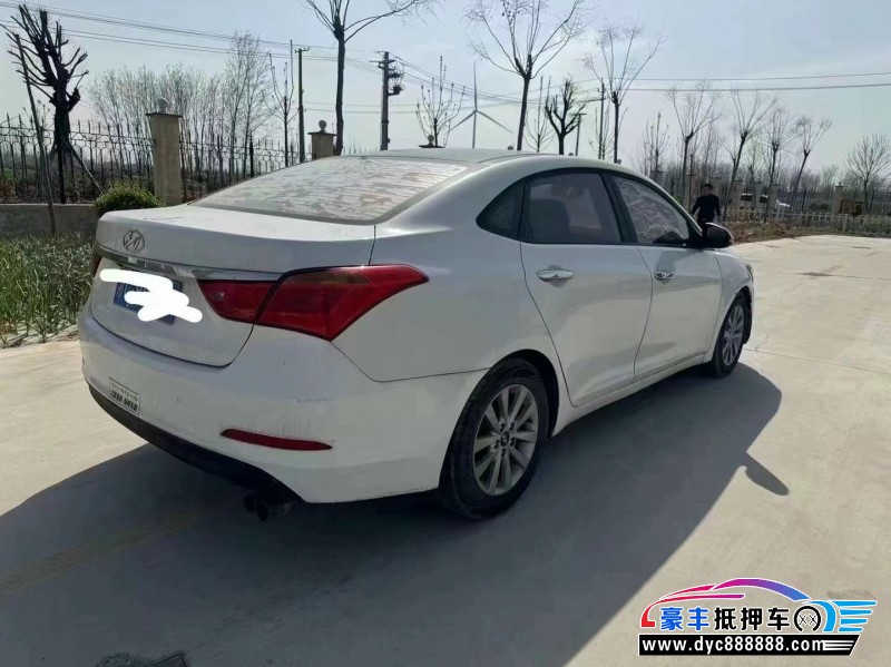 14年现代名图轿车抵押车出售