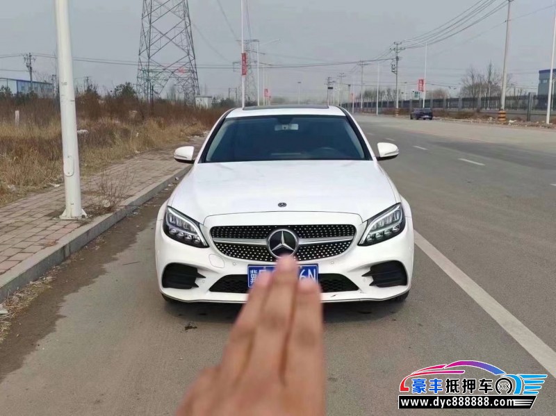 20年奔驰C轿车抵押车出售