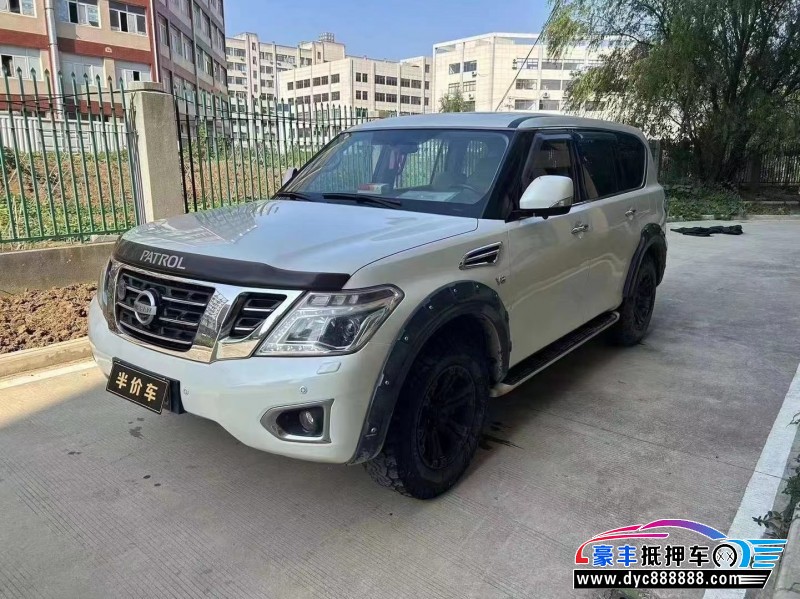 17年日产途乐轿车抵押车出售