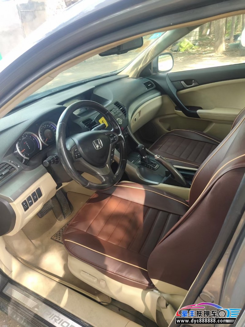 10年本田思铂睿轿车抵押车出售
