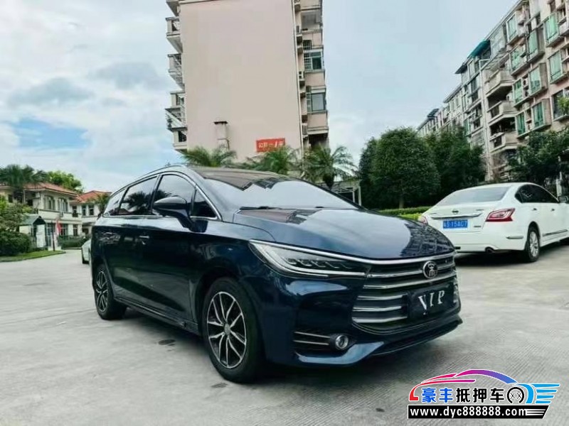 18年比亚迪宋轿车抵押车出售