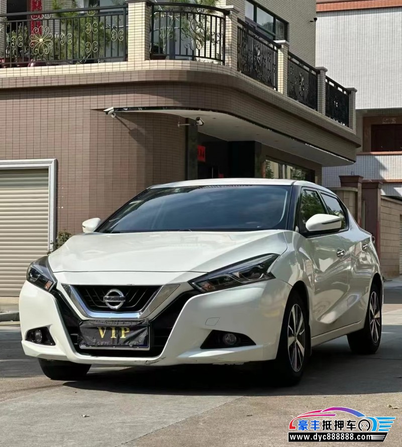 18年日产蓝鸟轿车抵押车出售