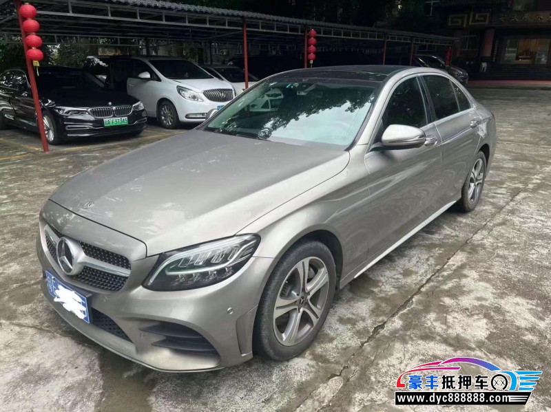20年奔驰C轿车抵押车出售