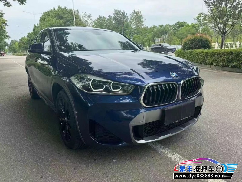 20年宝马X2轿车抵押车出售