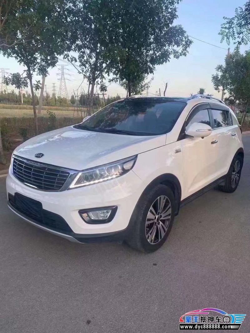 14年起亚智跑轿车抵押车出售