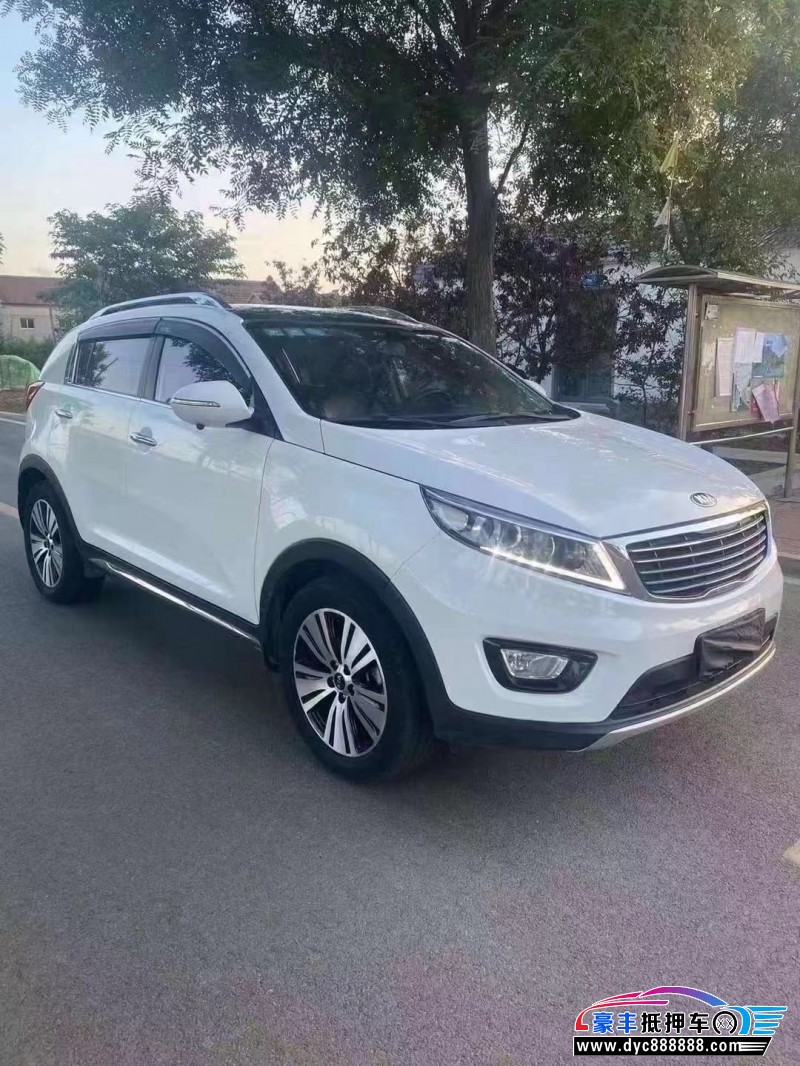 14年起亚智跑轿车抵押车出售