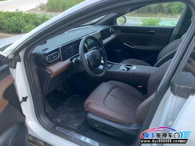 24年零跑c01轿车抵押车出售